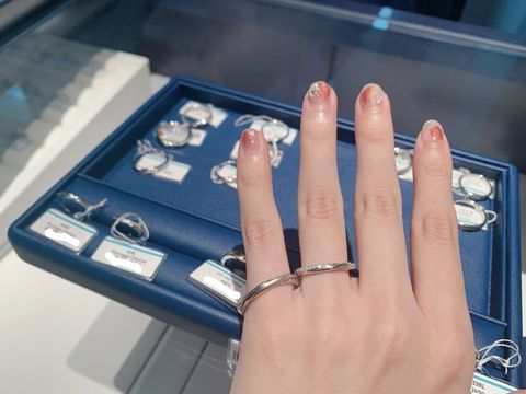【銀座ダイヤモンドシライシの口コミ】 ダイヤモンドとシルバーが丁度よく配合しており、ファッションリングまで…
