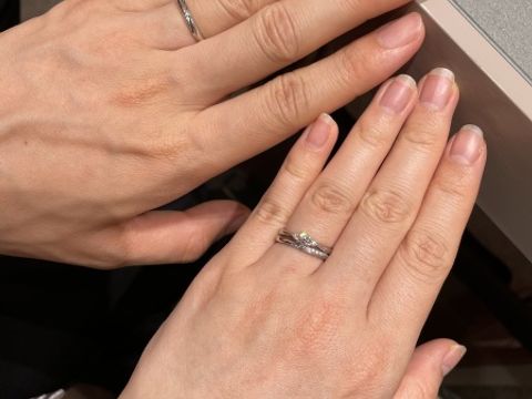 【アイプリモ(I-PRIMO)の口コミ】 指につけた感じではシンプルなものより少しダイヤモンドが散りばめられた…