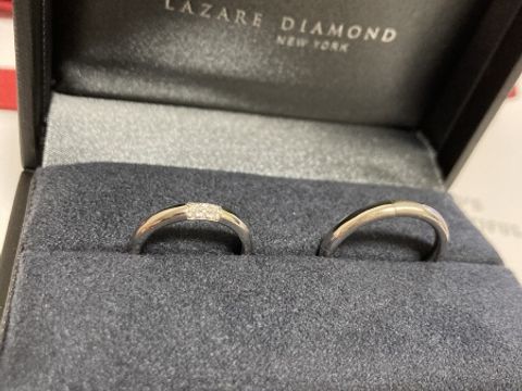 【ラザール ダイヤモンド(LAZARE DIAMOND)の口コミ】 デザインが、他にはないデザインでした。
自分からみても、対面からみても…