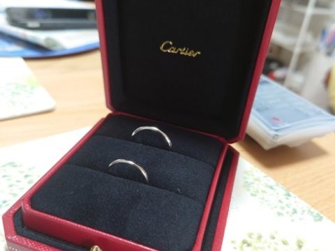 【カルティエ(Cartier)の口コミ】 元々シンプルなデザインを探していました。あとはプラチナであることと、…