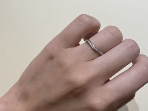 【カルティエ(Cartier)の口コミ】 ダイヤモンドの数です。びっしりとダイヤモンドがあるため、とても綺麗に…