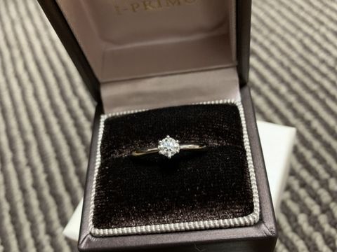 【アイプリモ(I-PRIMO)の口コミ】 夫が緊張しながら購入してくれたリングは王道のデザインで心の底からうっ…