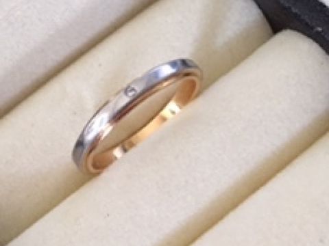 【Petit Marie(プチマリエ)の口コミ】 もともとピンクゴールドで探していたので、この指輪に出会った瞬間からと…