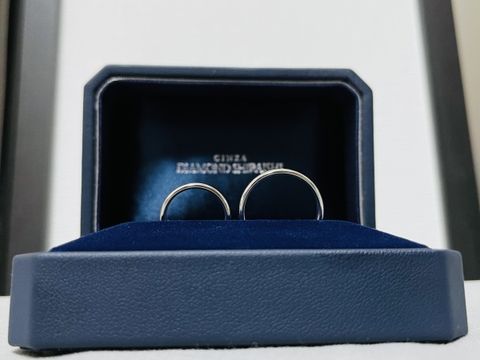 【銀座ダイヤモンドシライシの口コミ】 プラチナ、石なし、甲丸(着け心地が良い)で探していました。デザインはシ…