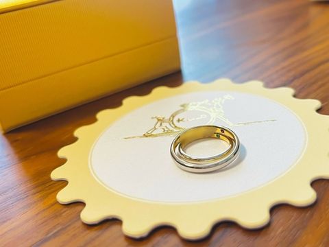 【ケイウノ ブライダル(K.UNO BRIDAL)の口コミ】 専属デザイナーさんが考案してくれるイニシャルデザインを刻印できるとい…