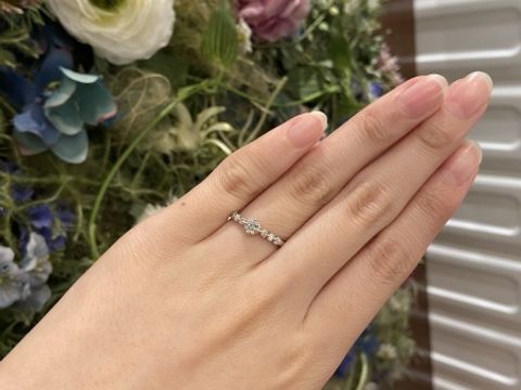 【HOSHI no SUNA 星の砂(ほしのすな)の口コミ】 キラキラしており、ゴージャス感が可愛かったです。重ね付けしたかったの…