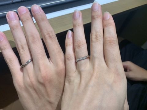 【ラザール ダイヤモンド(LAZARE DIAMOND)の口コミ】 プラチナ素材であったこと、価格が予算内であったこと、付け心地に違和感…