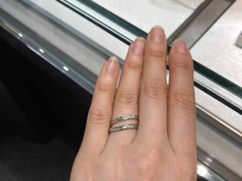 【アイプリモ(I-PRIMO)の口コミ】 ダイヤがたくさんついていても、とれにくいつけかたを採用されています。…