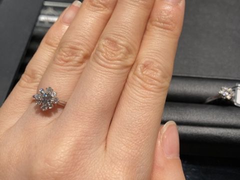 【エクセルコダイヤモンド(EXELCO DIAMOND)の口コミ】 デザインが豊富で、日本人に合う物もたくさんあります。つけ心地もとても…