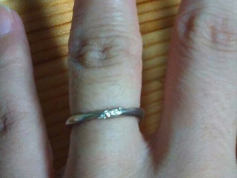 【PORTADA(ポルターダ)の口コミ】 シンプルすぎるのも嫌でちょうどさりげなくダイヤが入っているところが気…