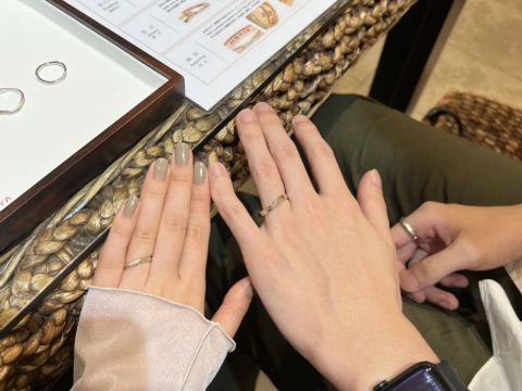【杢目金屋(もくめがねや)の口コミ】 日本の伝統技術を使用した指輪で、デザインや使う金属も自分達で決められ…