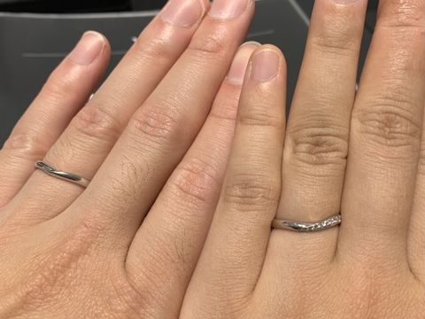 【エクセルコダイヤモンド(EXELCO DIAMOND)の口コミ】 二人の門出を音楽で祝福するように、指先で優雅にリズムを刻むイメージで…