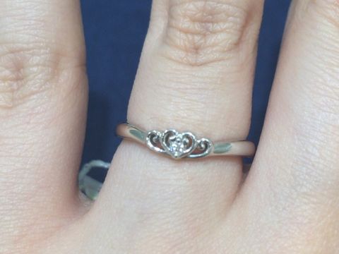 【4℃ BRIDAL(ヨンドシーブライダル)の口コミ】 無難なデザインが多く、価格もお手頃です。
私は他店のフルオーダーでほぼ…