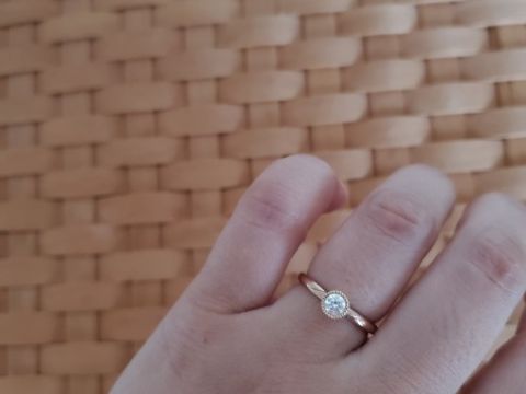 【鎌倉彫金工房の口コミ】 相手が探してくれたお店。好みがわからないし、ほしい指輪がわからないと…