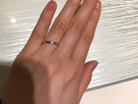 【アイプリモ(I-PRIMO)の口コミ】 4店舗ほど他の結婚指輪専門店に行き、試着をしましましたが、1番付け心地…