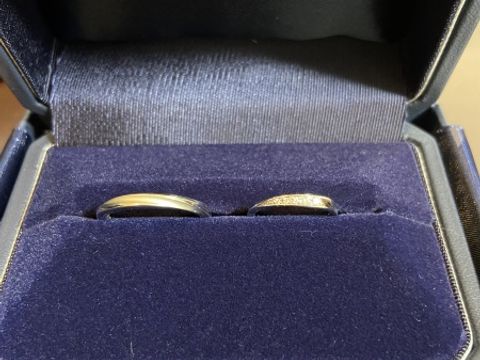 【銀座ダイヤモンドシライシの口コミ】 指が細く短いので、細くてウェーブがかかったものを探していました。
銀座…