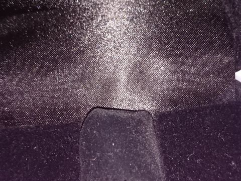 【D&D 144の口コミ】 人気のデザインで、大粒のダイヤの横に小粒のダイヤがあしらわれていると…