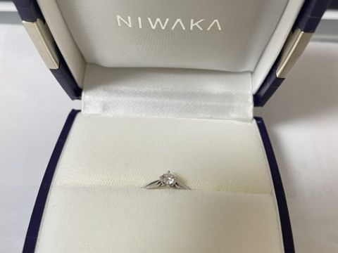 【俄(にわか)の口コミ】 ブランドは彼におまかせし、シンプルなデザインのものを彼にリクエストし…