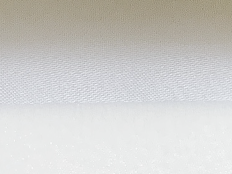 【サマンサティアラブライダル(Samantha Tiara Bridal)の口コミ】 真ん中のダイヤがお花のように見え、可愛らしい印象です。また、真ん中の…