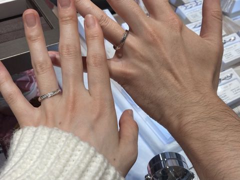 【YUKIZAKI BRIDAL(ユキザキブライダル)の口コミ】 デザインが豊富で、人と被らないのを好む方は是非おすすめです。着け心地…