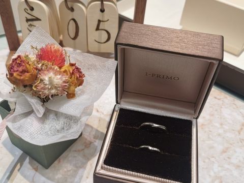 【アイプリモ(I-PRIMO)の口コミ】 私と彼それぞれの手を見てあった指輪を提案して下さりほんとに沢山試着さ…