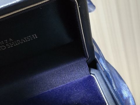 【銀座ダイヤモンドシライシの口コミ】 シンプルな形を探していて、新郎側は一番シンプルで細身のリングにしまし…