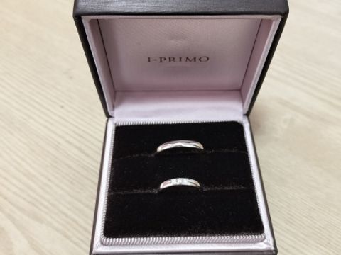 【アイプリモ(I-PRIMO)の口コミ】 毎日つけたいためつけ心地と年齢を重ねても似合う物を探していました。ウ…