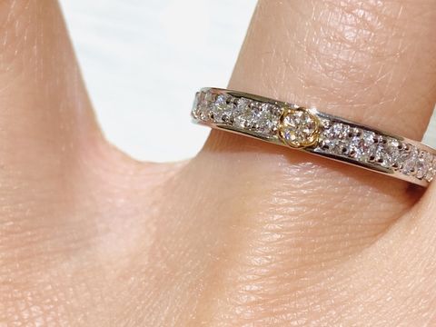 【TRECENTI(トレセンテ)の口コミ】 試着した中で一番気に入ったのは写真にある、お花がついたダイヤの指輪で…