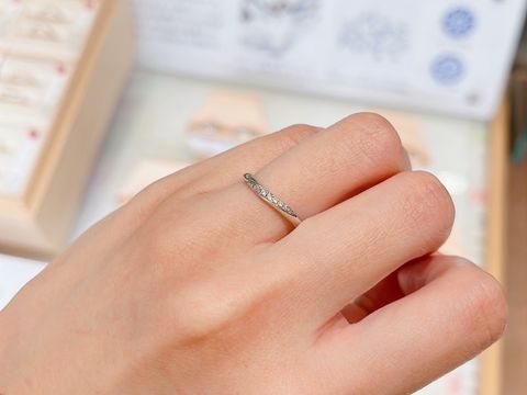 【BIJOUPIKO(ビジュピコ)の口コミ】 ウェーブのデザインでしたが、うねりがそこまでないので、普段使いしやす…