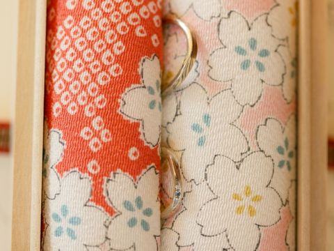 【杢目金屋(もくめがねや)の口コミ】 たまたま通りががった時に、デザインに一目惚れでした。誰とも被らない、…