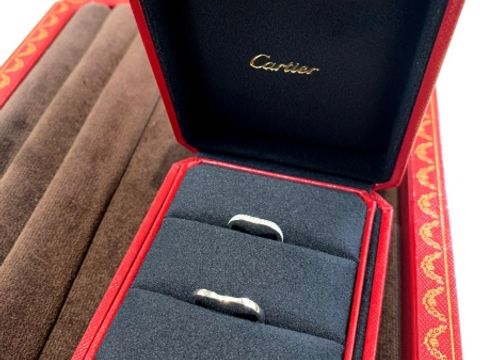 【カルティエ(Cartier)の口コミ】 なめらかなカーブがあり指が長く見えるデザインが気に入りました。
婚約指…