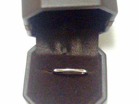 【アイプリモ(I-PRIMO)の口コミ】 一生どんな時も付けるものなので、生活に邪魔にならず、ダイヤモンドも付…