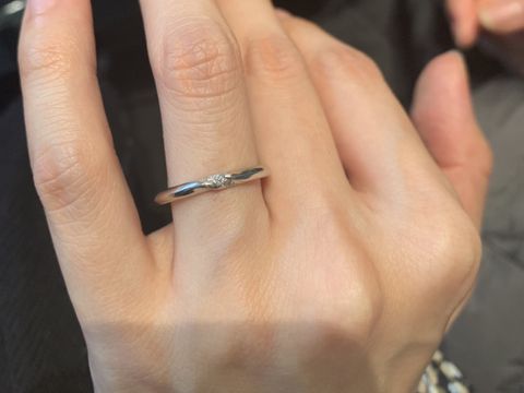 【銀座ダイヤモンドシライシの口コミ】 仕事でも使用でき、常時着用したいと思っていたので、シンプルでダイヤが…
