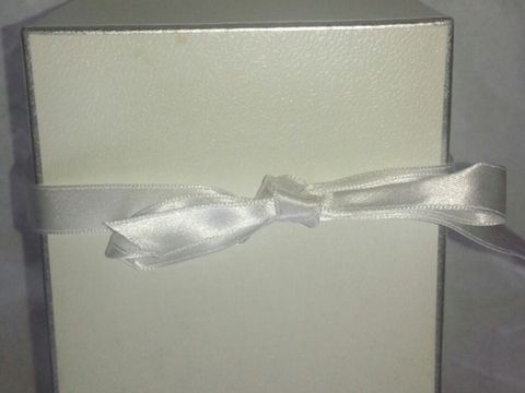 【4℃ BRIDAL(ヨンドシーブライダル)の口コミ】 キラキラしているダイヤがいっぱいはいっている指輪が欲しかったので、こ…