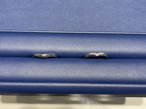 【銀座ダイヤモンドシライシの口コミ】 何個か候補はあったがつけてみてV字、U字になっているこのデザインが一番…