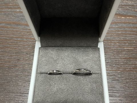【BIJOUPIKO(ビジュピコ)の口コミ】 まず、2人ペアの指輪で9万強と、10万円以下という点に惹かれました。そし…