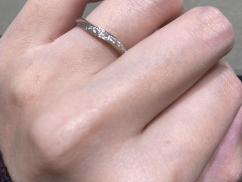 【アイプリモ(I-PRIMO)の口コミ】 デザイン：ウェーブ
ネット上にて種類豊富であり、実際に店舗で確認。
自…