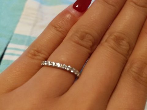 【銀座ダイヤモンドシライシの口コミ】 ダイヤモンドの美しさ、品質
スコープのようなもので、ダイヤを見せていた…