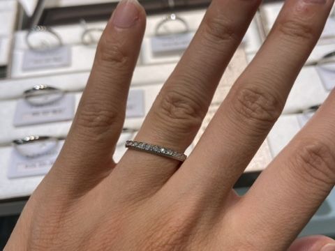 【アイプリモ(I-PRIMO)の口コミ】 ティアラみたいな可愛らしいデザインにひとめぼれしました。なかなか他で…