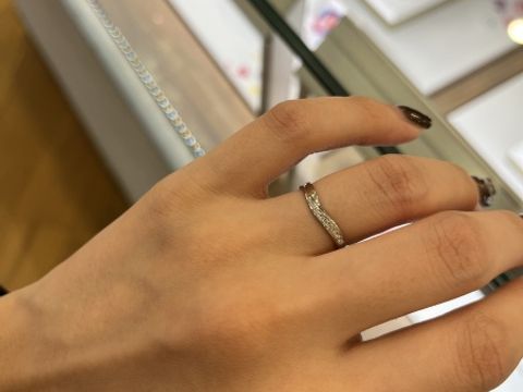 【BONDS(ボンズ)の口コミ】 ホームページで先に拝見しており、実際に見てみたい！と思って来店予約を…