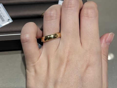 【アイプリモ(I-PRIMO)の口コミ】 長く使うものなのでシンプルなものを探していました。
シンプルの中でもい…