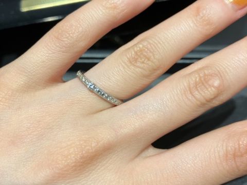 【エクセルコダイヤモンド(EXELCO DIAMOND)の口コミ】 アフターケアがしっかりしている点や、シンプルなデザインやゴージャスな…