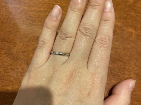 【TRECENTI(トレセンテ)の口コミ】 指輪のデザインはシンプルなのに、ダイヤの光が綺麗に広がる品のある、良…