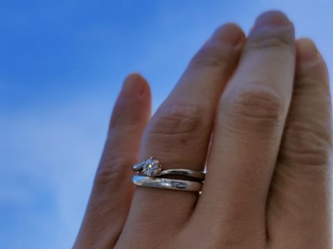 【TANZO.(鍛造指輪)の口コミ】 頑丈が売りの鍛造であり、鍛造とは、金属を直接叩いて形をつくる加工方法…