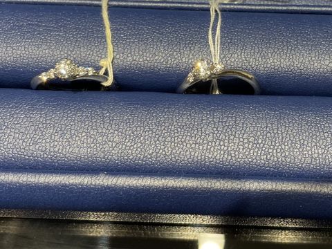 【銀座ダイヤモンドシライシの口コミ】 価格は他の店舗と比べて、手が出やすくお手頃な感覚でした。（デザインに…