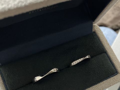 【BRILLIANCE+(ブリリアンスプラス)の口コミ】 初めは1粒ダイヤが入っているようなシンプルなデザインがよかったのですが…