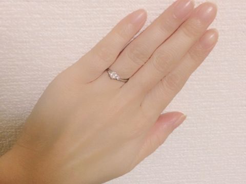 【William-LennyDiamond(ウィリアム・レニー・ダイヤモンド)の口コミ】 彼からのプロポーズとともに婚約指輪をもらいました。
突然だったのでびっ…