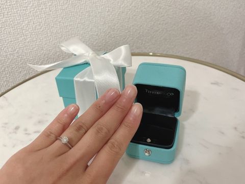 【ティファニー(Tiffany & Co.)の口コミ】 サプライズでいただきました。
どうしてこれに決めてくれたのか彼に聞くと…
