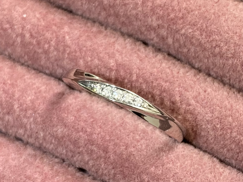 【4℃ BRIDAL(ヨンドシーブライダル)の口コミ】 以前、彼からのプレゼントで4℃のアクセサリーをいただいた事がありました…