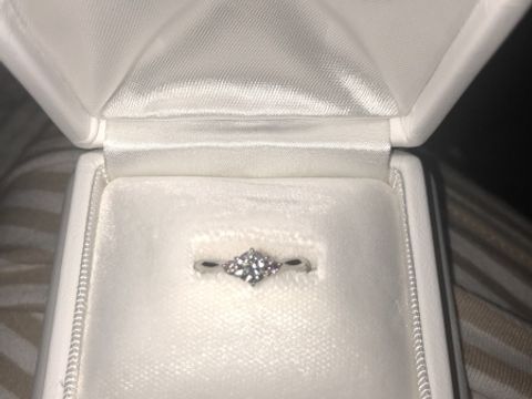 【リューツウの口コミ】 ピンクダイヤモンドが入っている指輪がどうしても欲しく、探していたとこ…